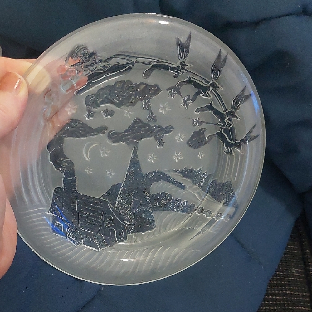 Elegant Clear‎ Glass Art Plate